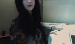爆料流浪女孩视频下载,视频曝光引发社会关注